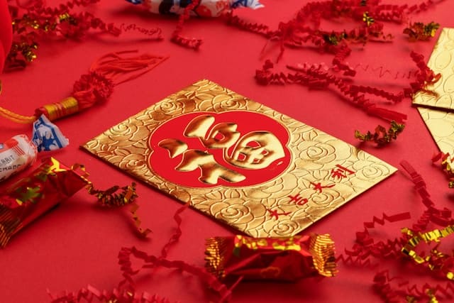 歲末春序的紅包禮讚：以客製化卡套鎖住新年的財運與事業！